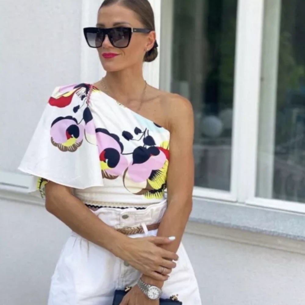 ZARA ASYMMETRIC PRINTED TOP
